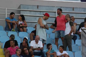 ΦΩΤΟΣ/Αρκετός κόσμος στη δυτική!