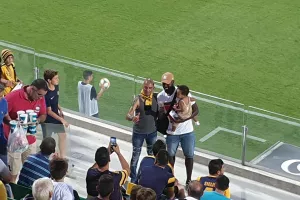Ανάμεσα στους ΛΕΟΝΤΕΣ ο Λαφράνς