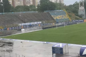 ΜΠΟΡΑ πριν την σέντρα στο Georgi Asparuhov/ΦΩΤΟΣ