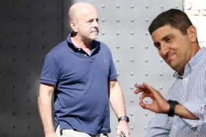 Τα λέει με Αλαφούζο ο Αυγενάκης