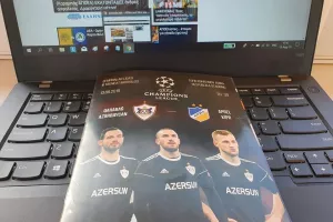 Με Τόμας Ντολ!