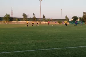 Φιλική... τριάρα με ανατροπή