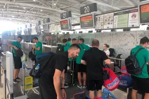(ΦΩΤΟΣ) Πετάει… για ΠΡΟΚΡΙΣΗ! 