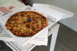 Πίτσες/ΑΡΕΝΑ