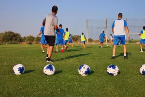 Παίζει με ΑΕΖ η Ομόνοια Αραδίππου 