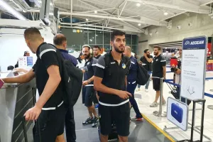 Check-in για Αζερμπαϊτζάν (φώτος)