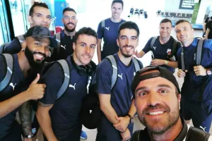 ΟΜΑΔΙΚΗ... σέλφι με Νικόλα