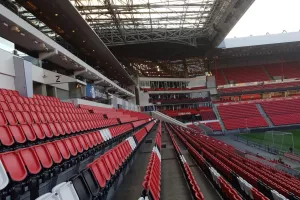 To κατα... ΚΟΚΚΙΝΟ "Philips Stadion" (φωτος)