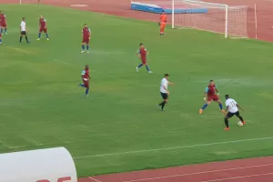 Τριάρα στο Τάσος Μάρκου ο Ολυμπιακός (φώτος)