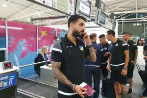 Check-in για Αζερμπαϊτζάν (φώτος)