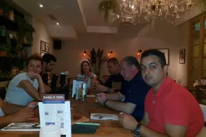 (ΦΩΤΟΣ) Δείπνο από τον Απόλλωνα