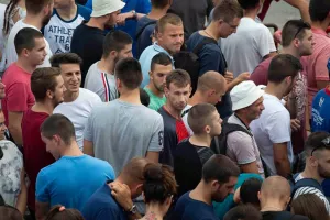 ΧΑΜΟΣ στο Βελιγράδι! 