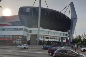 To κατα... ΚΟΚΚΙΝΟ "Philips Stadion" (φωτος)