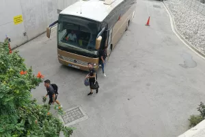(ΦΩΤΟΣ) Η άφιξη της Νέας Σαλαμίνας