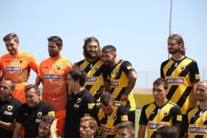 Το backstage της «κιτρινόμαυρης» φωτογράφησης