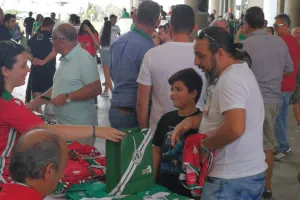 Ξεχωρίζει/Ομόνοια