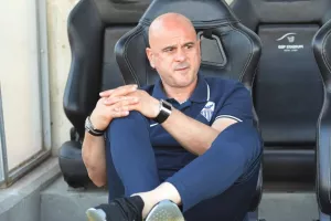Τιμούρ/προβλήματα