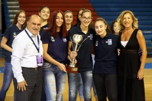 Ο Πρόεδρος του ΚΟΑ έκανε τις απονομές στις Εθνικές μας