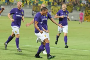 ΠΑΛΕΨΕ αλλά... ΑΠΟΚΛΕΙΣΜΟΣ από τα 11 βήματα (Φώτος)