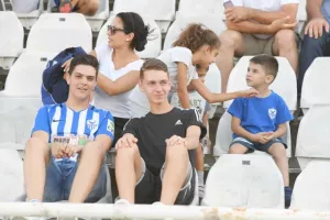 Στο... ΜΗΔΕΝ το φιλικό (φώτος)