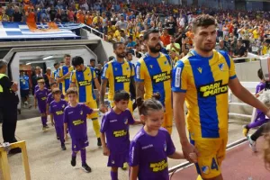 Για ΑΝΑΤΡΟΠΗ στο Μπακού!
