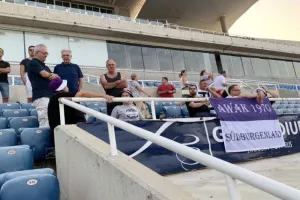 Προπόνηση με κόσμο η Αούστρια! (φώτος)