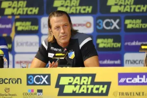 ΤΡΑΜΕΝΤΖΑΝΙ: "Νιώθουμε άνετοι με αυτό το σύστημα, οι παίκτες το θέλουν" (ΣΧΟΛΙΟ για ΤΑΜΑΡΙ)