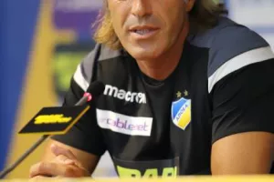 ΤΡΑΜΕΝΤΖΑΝΙ: "Νιώθουμε άνετοι με αυτό το σύστημα, οι παίκτες το θέλουν" (ΣΧΟΛΙΟ για ΤΑΜΑΡΙ)