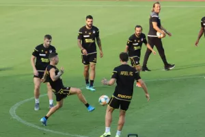 (ΦΩΤΟΣ) Η τελευταία του ΑΠΟΕΛ 