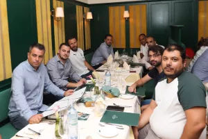Δεξιώθηκε τους δημοσιογράφους (φώτος)