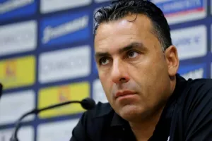 ΣΩΦΡΟΝΗΣ: "Αυτό που ξεκίνησαν στην Αυστρία, να το τελειώσουν στην Κύπρο" (φώτος)