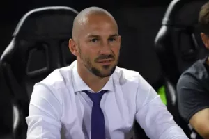 Ανατροπή, ΤΡΙΑΡΑ και ώρα για playoffs! (φώτος)