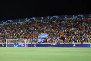 ΦΟΒΕΡΗ εμφάνιση, "Χ" και πάει Ολλανδία για το... θαύμα! (φώτος)