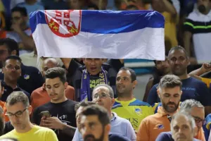 ΦΟΒΕΡΗ εμφάνιση, "Χ" και πάει Ολλανδία για το... θαύμα! (φώτος)
