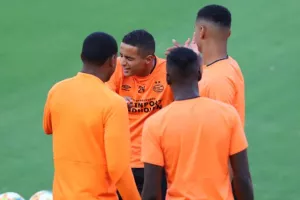 Η προπόνηση της PSV στο ΓΣΠ (φώτος)