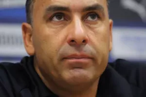 ΑΥΓΟΥΣΤΗ: "Αν μας έλεγαν πριν το παιχνίδι, πως θα δεχθούμε τρεις τελικές θα ήμασταν χαρούμενοι!"