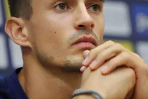 ΑΥΓΟΥΣΤΗ: "Αν μας έλεγαν πριν το παιχνίδι, πως θα δεχθούμε τρεις τελικές θα ήμασταν χαρούμενοι!"