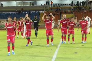 (ΦΩΤΟΣ) Κίνηση προς τον κόσμο 