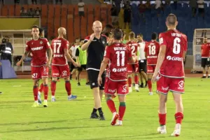 (ΦΩΤΟΣ) Κίνηση προς τον κόσμο 