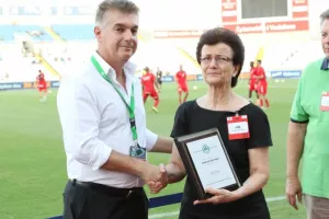  Μεταθανάτια τιμή στον Δημήτρη Χριστόφια (φώτος)