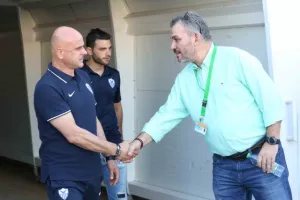 Στο... ΜΗΔΕΝ το φιλικό (φώτος)