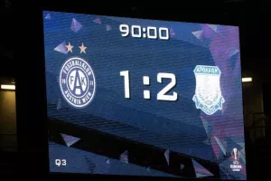 "Αέρας" ο ΑΠΟΛΛΩΝΑΣ στη Βιέννη! (Φώτος)