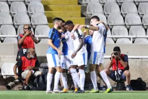 Ανατροπή, ΤΡΙΑΡΑ και ώρα για playoffs! (φώτος)