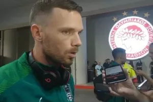 ΜΠΕΡΓΚ: «Ντροπιαστική εμφάνιση» 