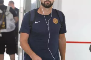 ΠΑΛΕΨΕ αλλά... ΑΠΟΚΛΕΙΣΜΟΣ από τα 11 βήματα (Φώτος)