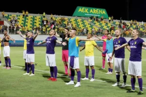 ΠΑΛΕΨΕ αλλά... ΑΠΟΚΛΕΙΣΜΟΣ από τα 11 βήματα (Φώτος)