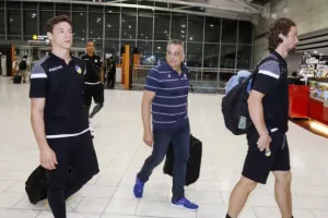Check-in για Αζερμπαϊτζάν (φώτος)