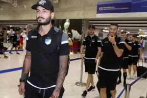 Check-in για Αζερμπαϊτζάν (φώτος)
