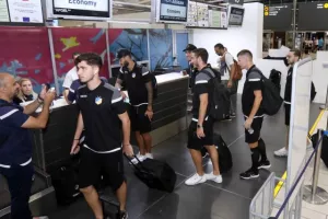 Check-in για Αζερμπαϊτζάν (φώτος)