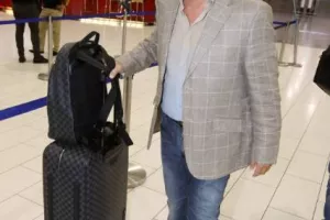 Check-in για Αζερμπαϊτζάν (φώτος)